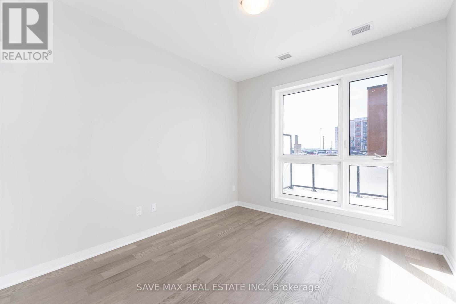 110 - 460 Gordon Krantz Avenue, Milton, Ontario  L9E 1Z2 - Photo 18 - W12709926