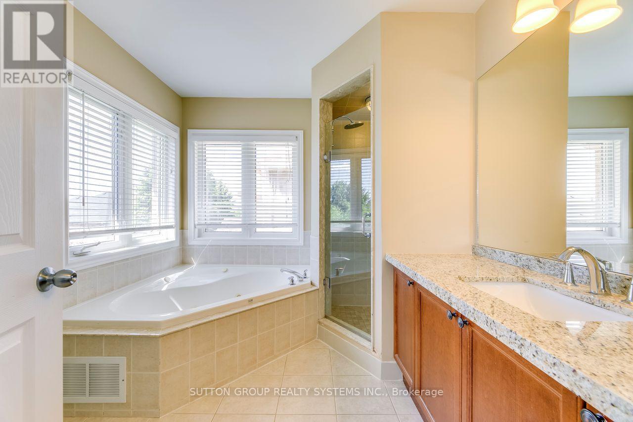 2408 Hilda Drive, Oakville, Ontario  L6H 7N3 - Photo 10 - W12710022