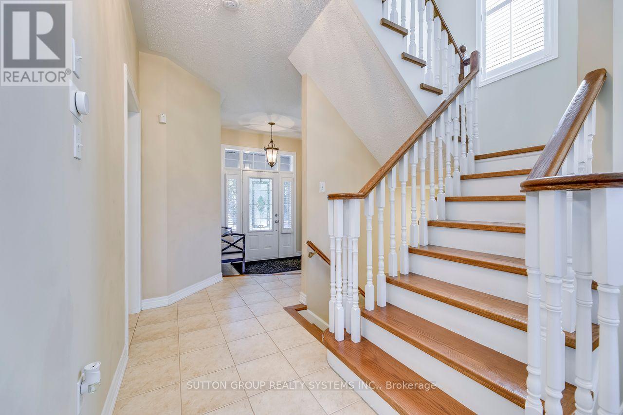 2408 Hilda Drive, Oakville, Ontario  L6H 7N3 - Photo 33 - W12710022