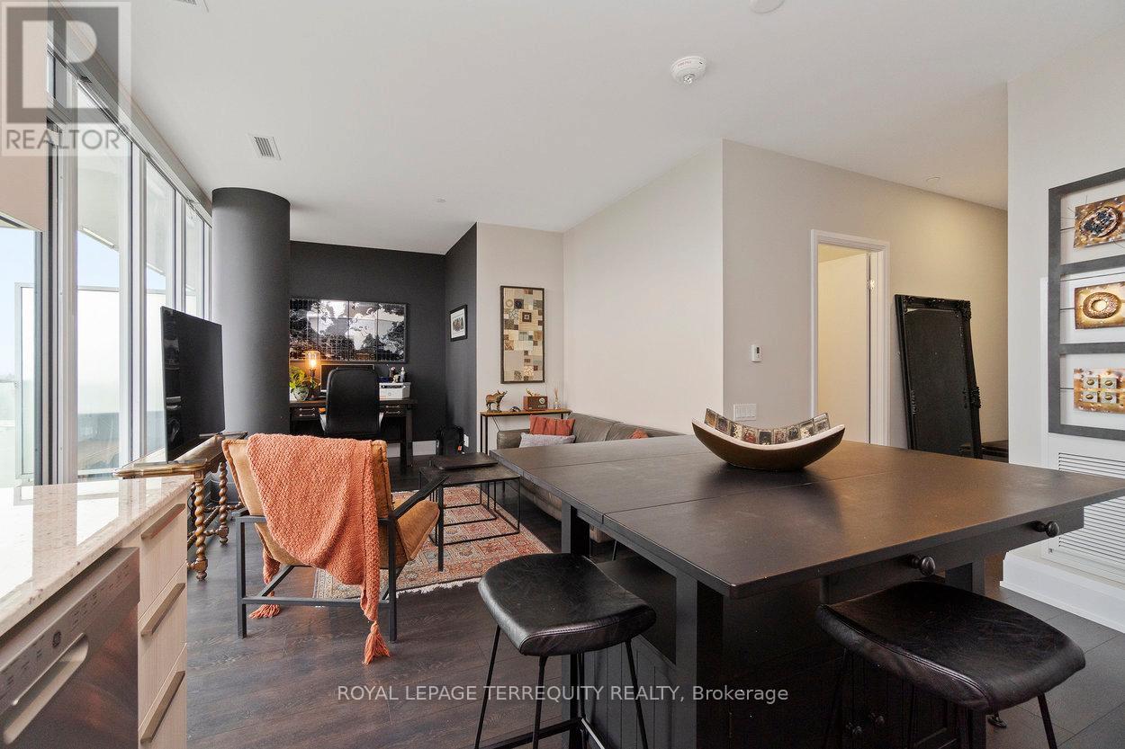 1901 - 20 Brin Drive, Toronto, Ontario  M8X 0B2 - Photo 3 - W12710078