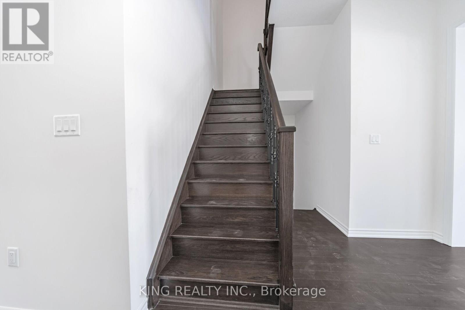 1629 Corsal Court, Innisfil, Ontario  L9S 0P8 - Photo 25 - N12704560