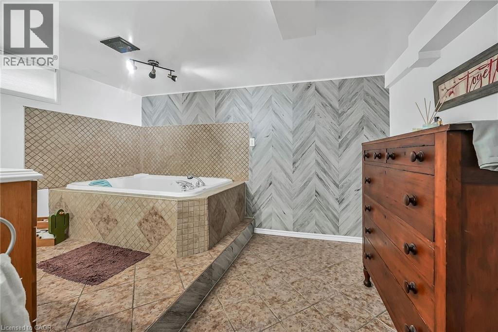 4 Clifford Street, Port Dover, Ontario  N0A 1N0 - Photo 34 - 40799546