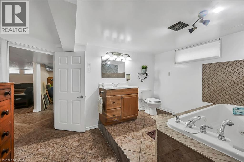 4 Clifford Street, Port Dover, Ontario  N0A 1N0 - Photo 35 - 40799546