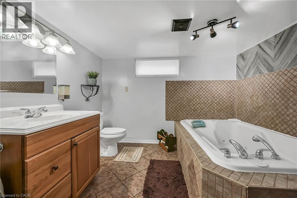 4 Clifford Street, Port Dover, Ontario  N0A 1N0 - Photo 36 - 40799546