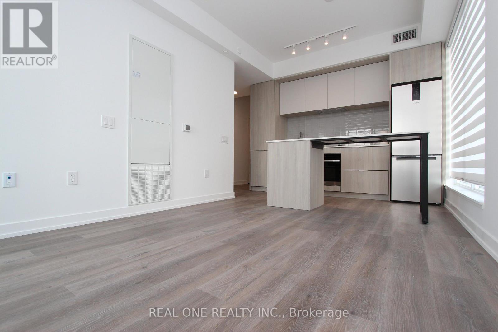 2808 - 395 SQUARE ONE DRIVE, Mississauga, Ontario