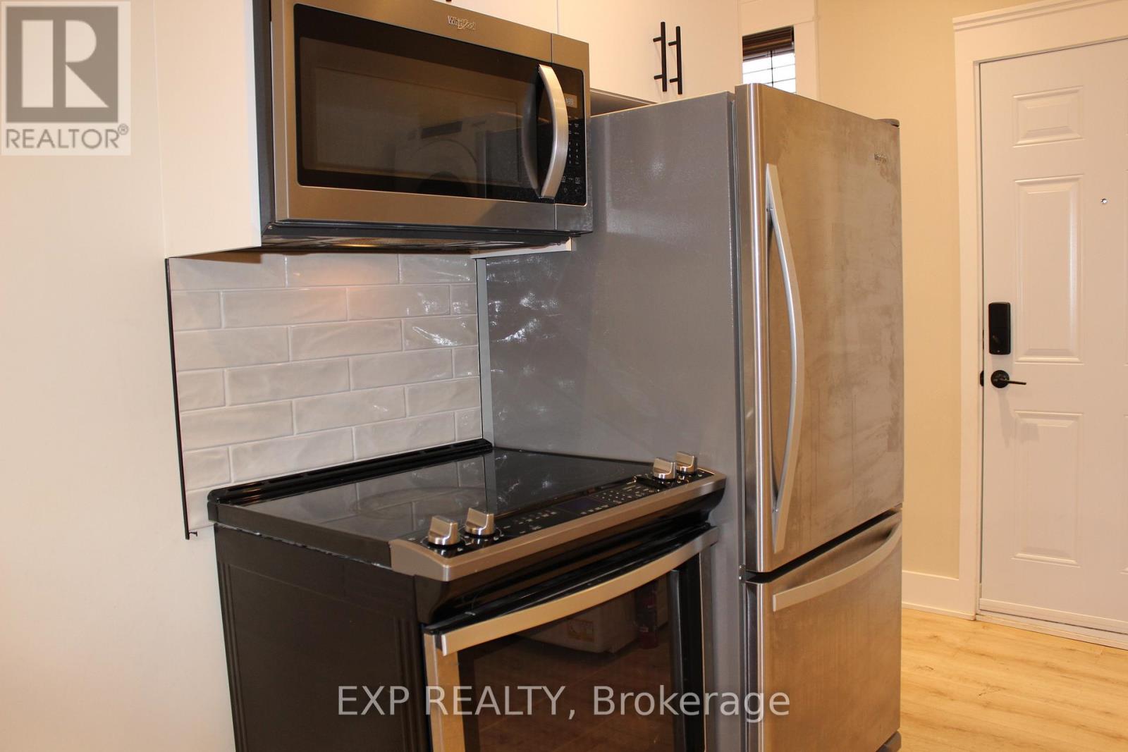 A - 9 Kent Street, Smiths Falls, Ontario  K7A 1B5 - Photo 4 - X12707474