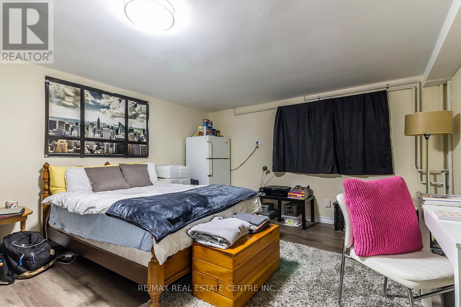 133 Albert Street, Waterloo, Ontario  N2L 3T2 - Photo 18 - X12709948