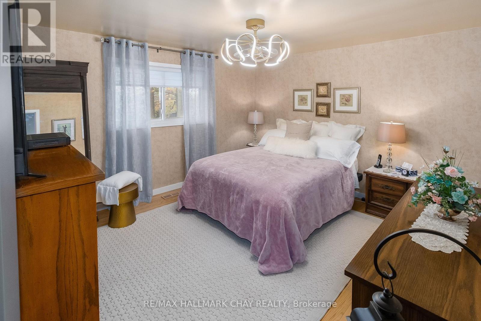 1009 Fairbairn Street, Peterborough, Ontario  K9K 1C1 - Photo 17 - X12710012