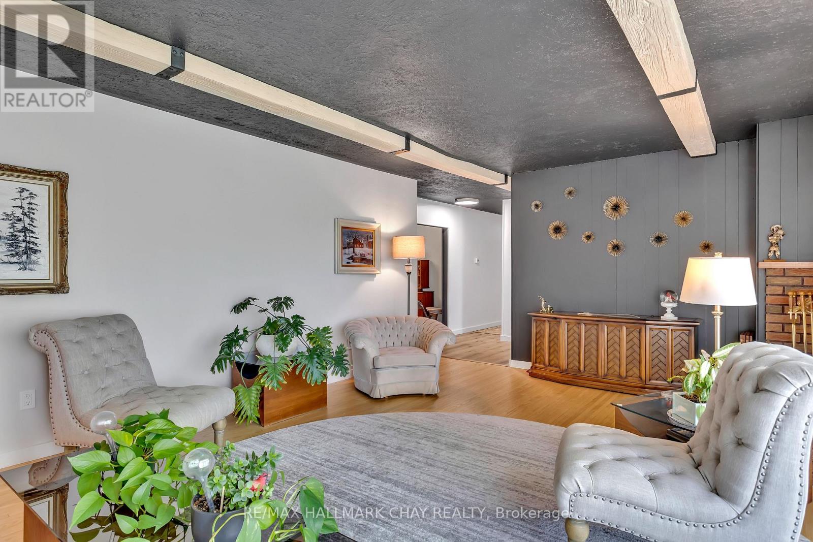 1009 Fairbairn Street, Peterborough, Ontario  K9K 1C1 - Photo 7 - X12710012