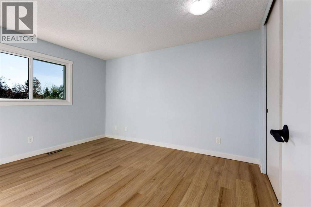 17 Sunvale Crescent Se, Calgary, Alberta  T2X 2T1 - Photo 12 - A2278187