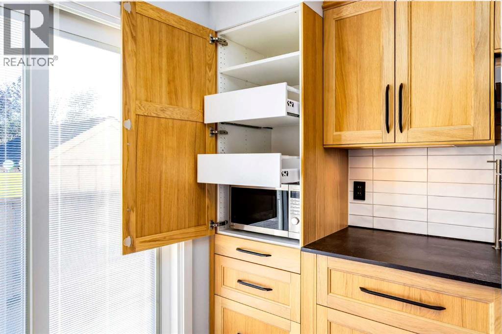 17 Sunvale Crescent Se, Calgary, Alberta  T2X 2T1 - Photo 5 - A2278187