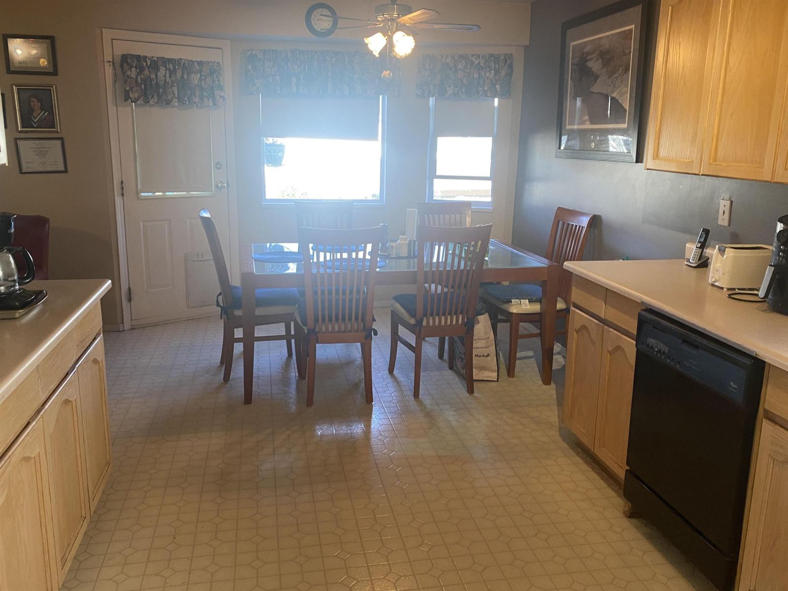 8479 Cade Barr Street, Mission, British Columbia  V2V 7K4 - Photo 5 - R3078262