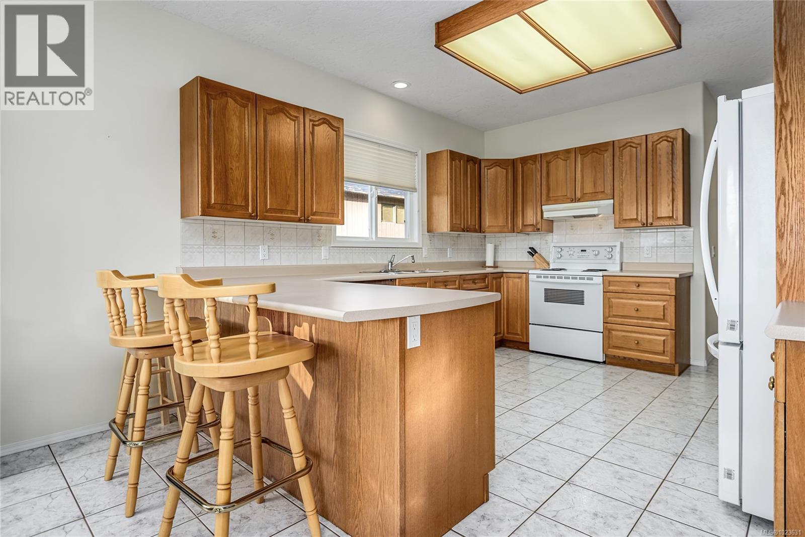 845 View Ave, Courtenay, British Columbia  V9N 5V5 - Photo 6 - 1023631