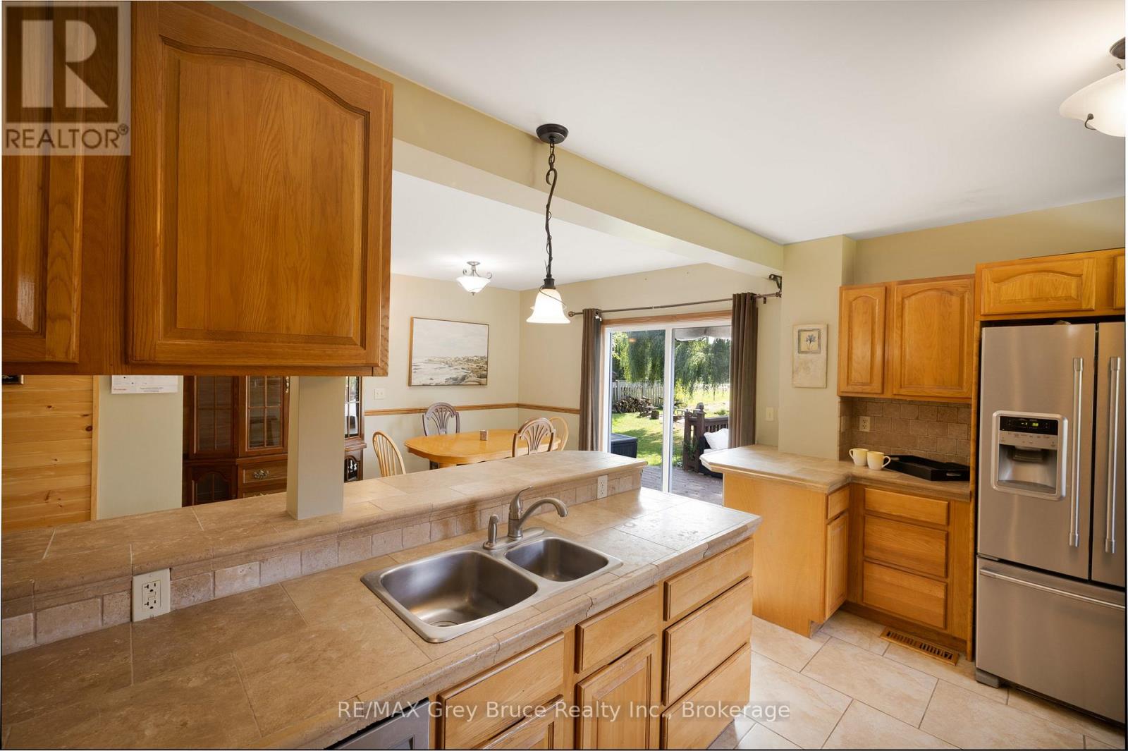 7011 Highway 6, Northern Bruce Peninsula, Ontario  N0H 2R0 - Photo 13 - X12413523