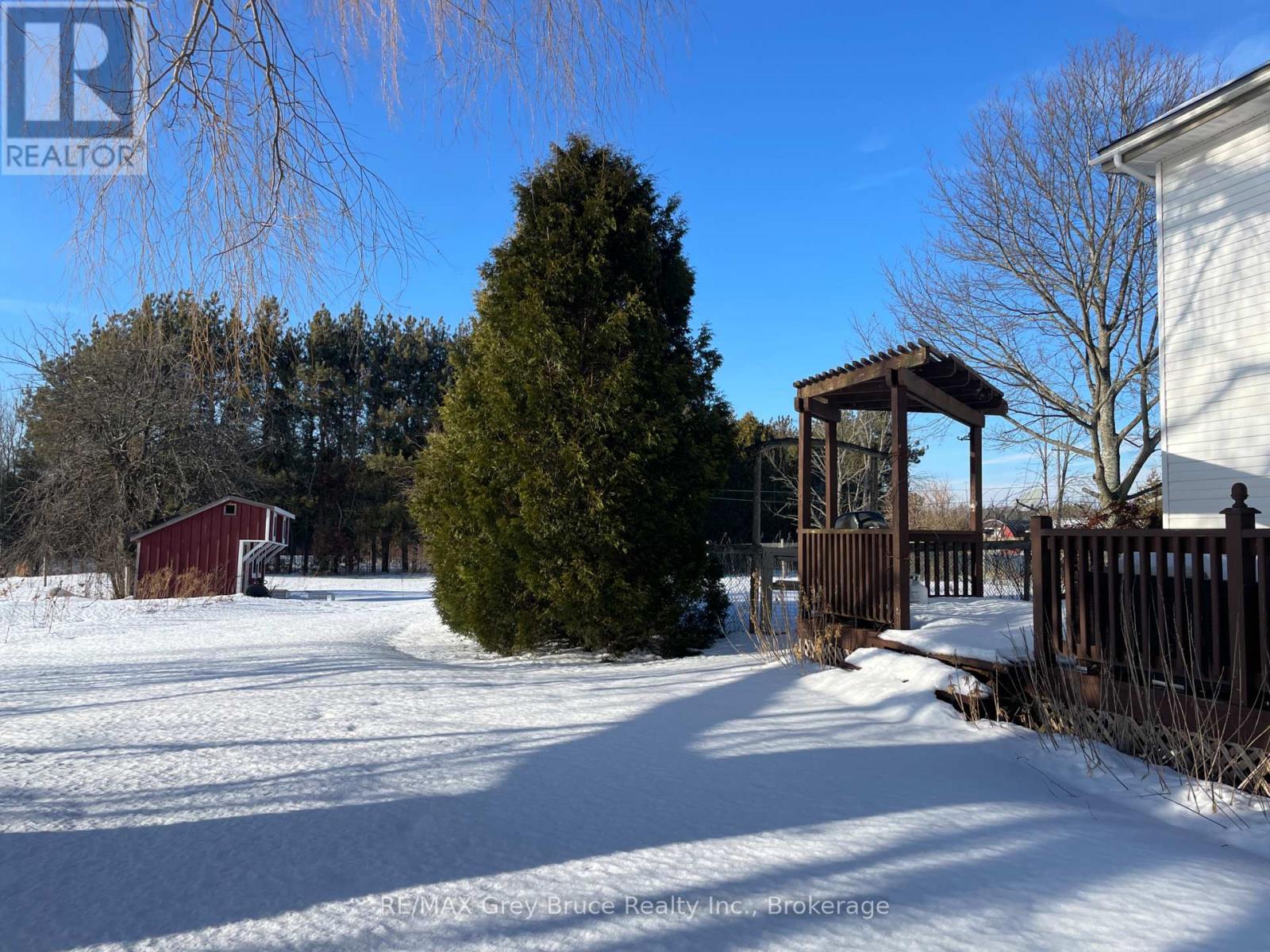 7011 Highway 6, Northern Bruce Peninsula, Ontario  N0H 2R0 - Photo 36 - X12413523