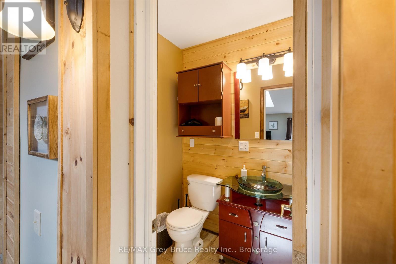 7011 Highway 6, Northern Bruce Peninsula, Ontario  N0H 2R0 - Photo 29 - X12413523