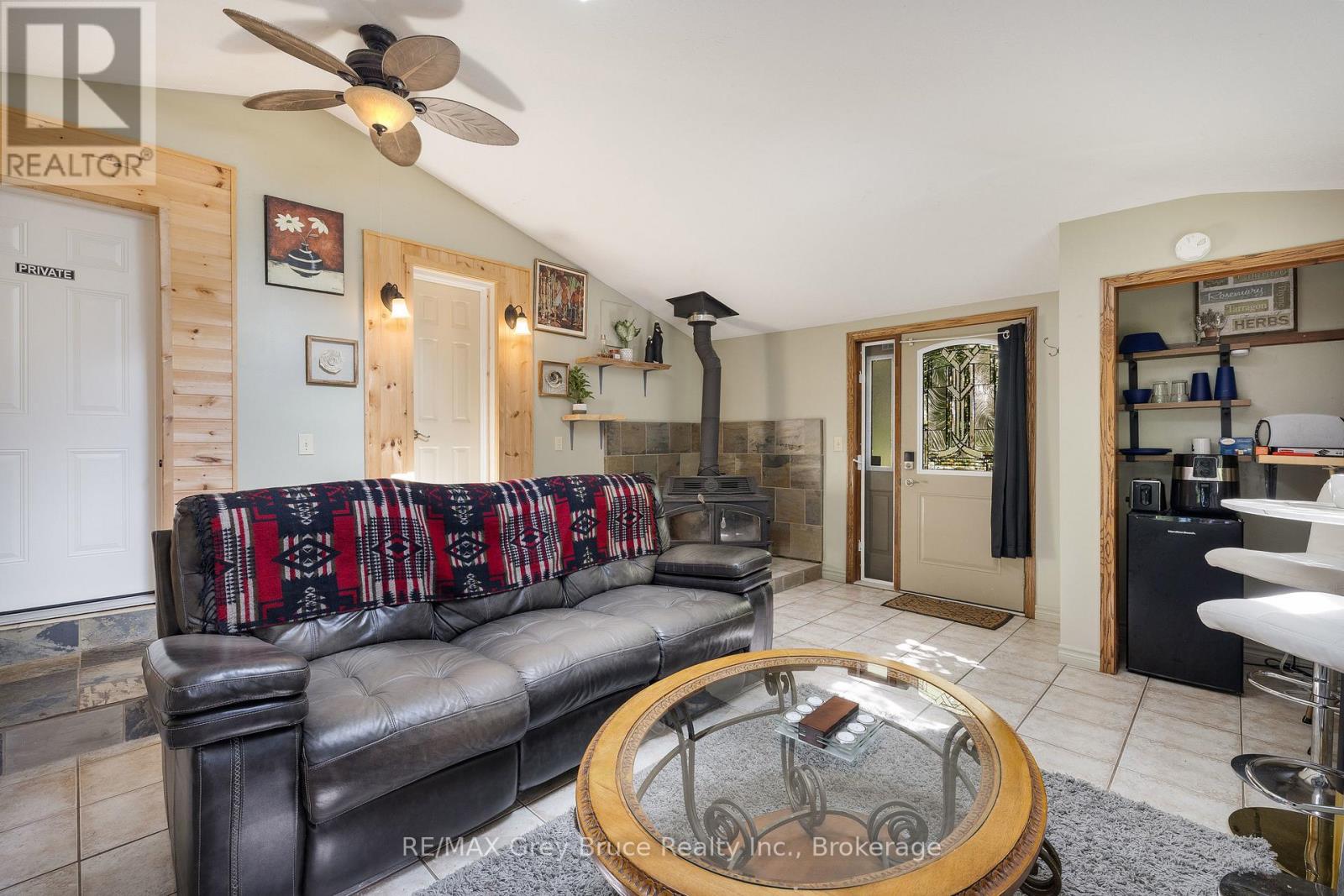 7011 Highway 6, Northern Bruce Peninsula, Ontario  N0H 2R0 - Photo 27 - X12413523