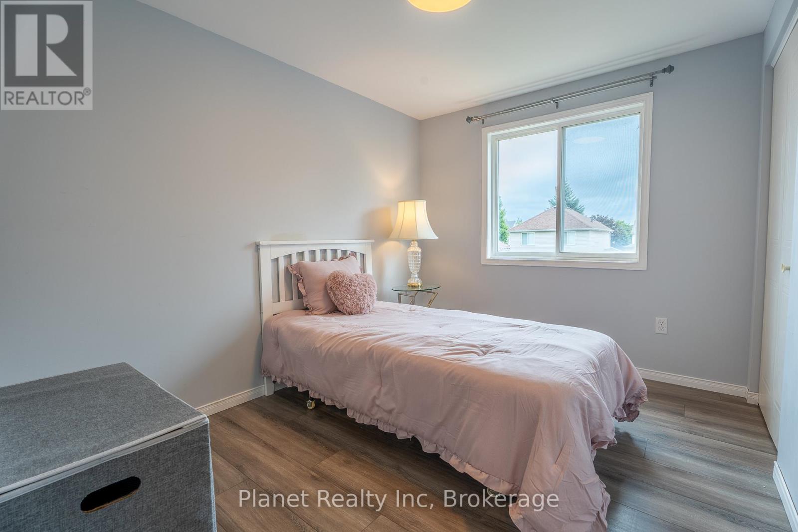 16 Southcreek Trail, Guelph, Ontario  N1G 4Y8 - Photo 19 - X12471615