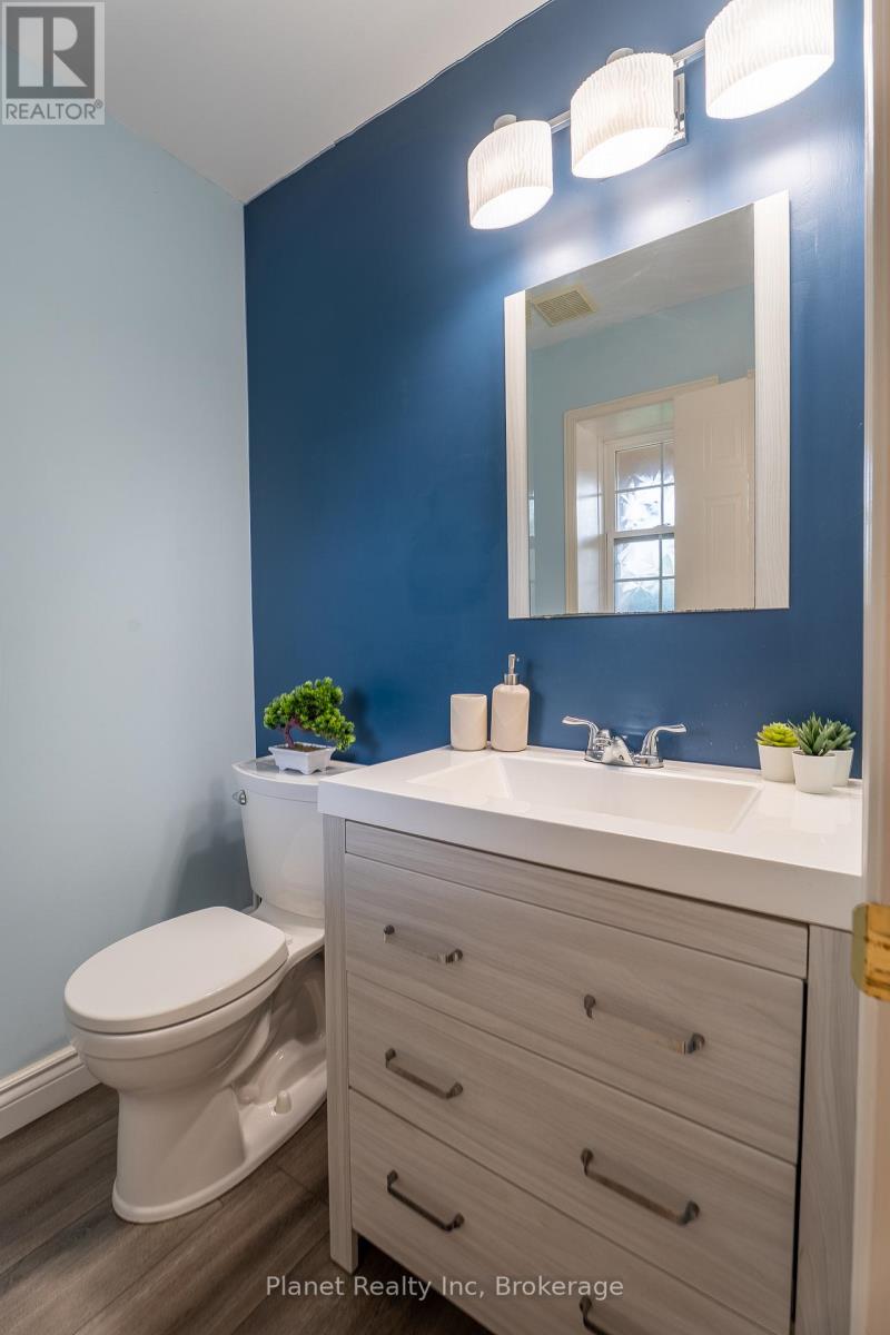 16 Southcreek Trail, Guelph, Ontario  N1G 4Y8 - Photo 21 - X12471615