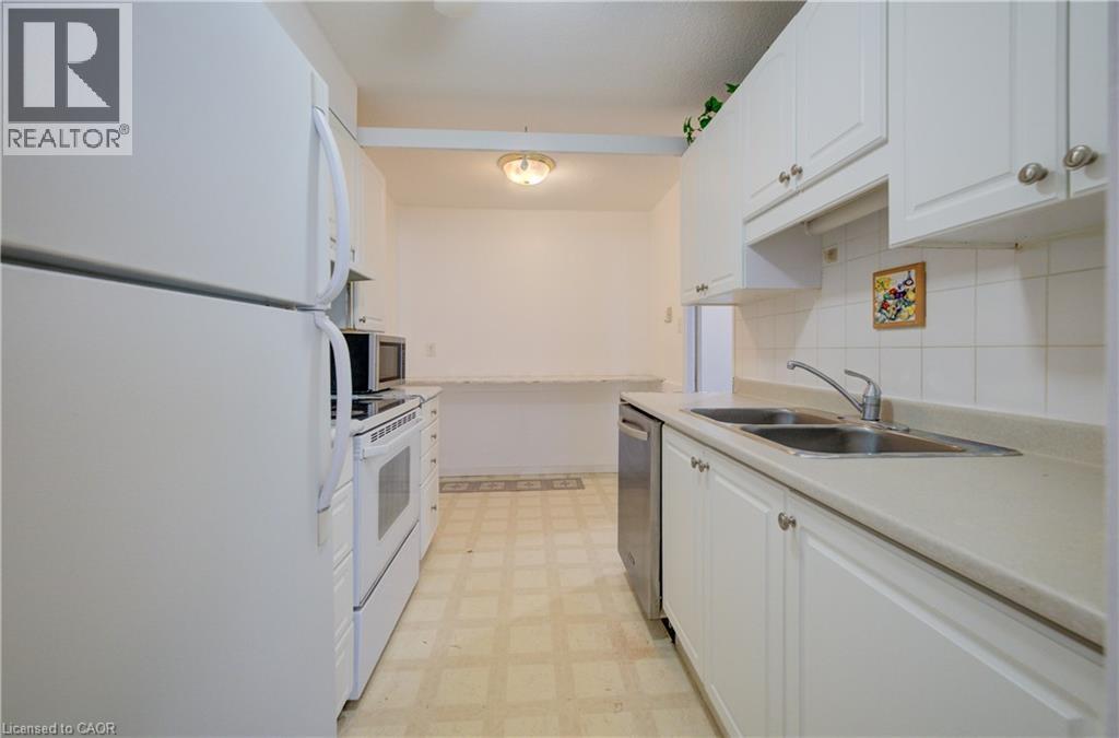 225 Harvard Place Unit# 1107, Waterloo, Ontario  N2J 4H4 - Photo 16 - 40799455