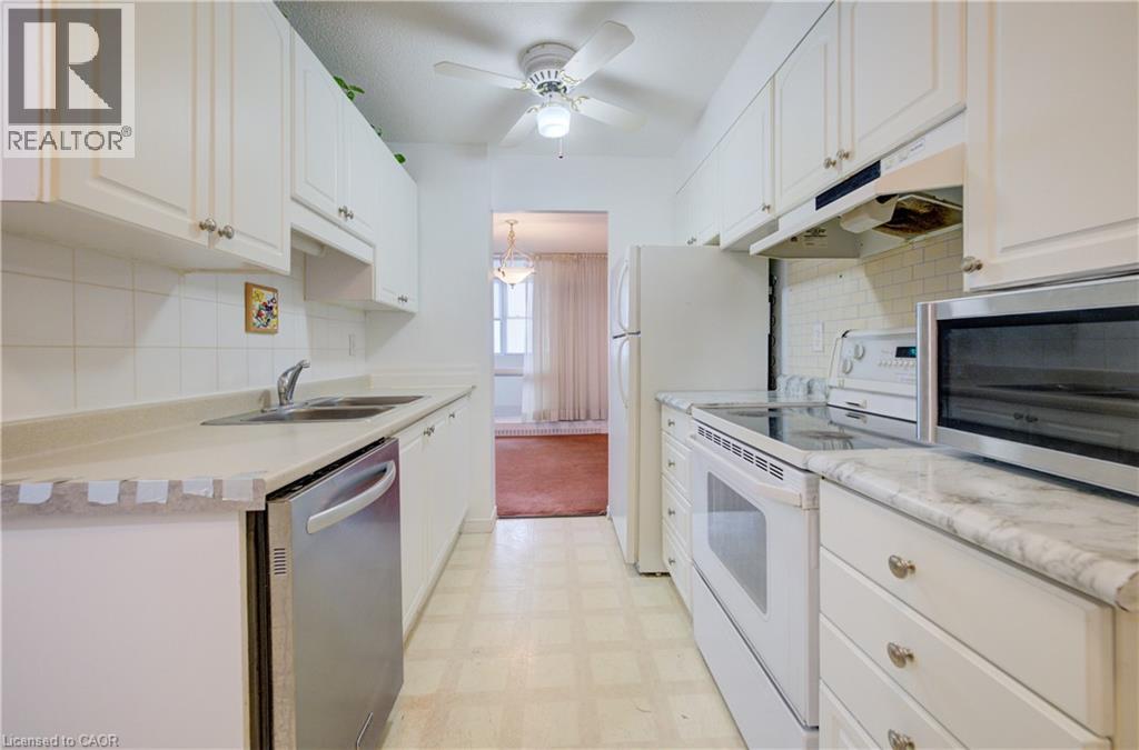 225 Harvard Place Unit# 1107, Waterloo, Ontario  N2J 4H4 - Photo 19 - 40799455