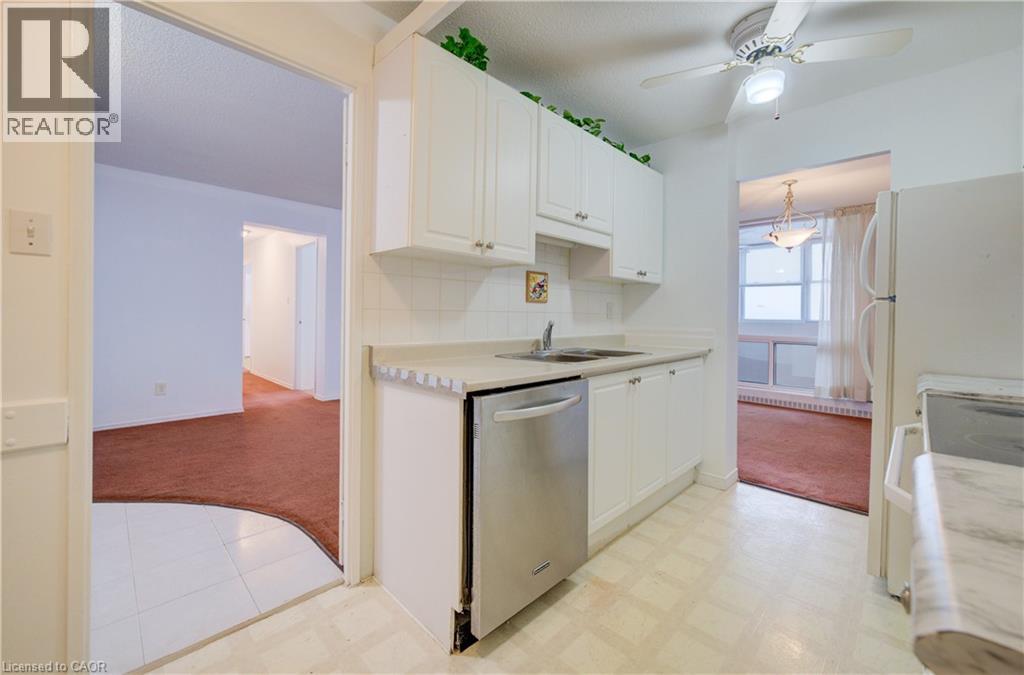225 Harvard Place Unit# 1107, Waterloo, Ontario  N2J 4H4 - Photo 21 - 40799455