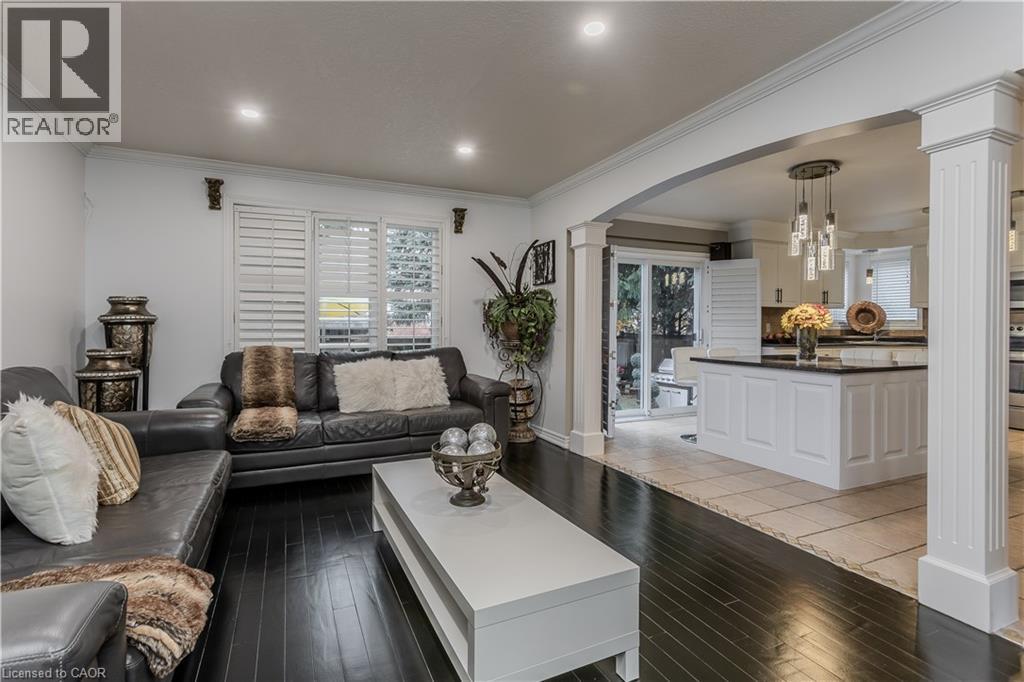 26 Grassyplain Drive, Mount Hope, Ontario  L0R 1W0 - Photo 11 - 40799434