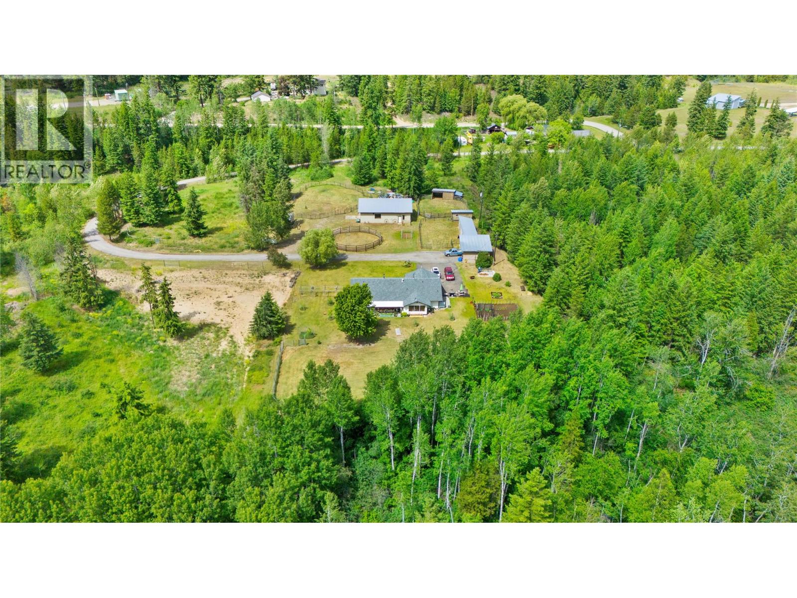 3056 Harmon Road, Vavenby, British Columbia  V0E 3A0 - Photo 17 - 10371916