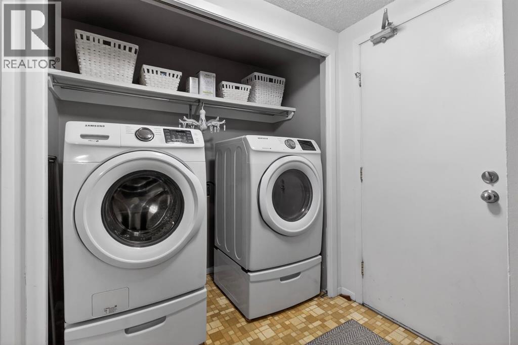 643 Strathcona Drive Sw, Calgary, Alberta  T3H 1K6 - Photo 30 - A2277598