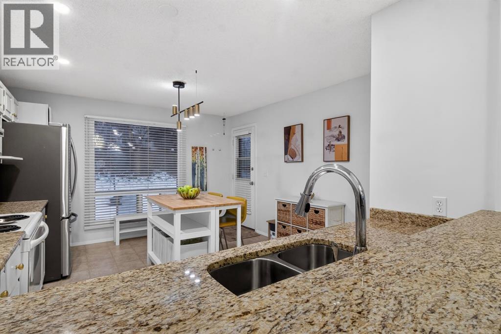 643 Strathcona Drive Sw, Calgary, Alberta  T3H 1K6 - Photo 10 - A2277598