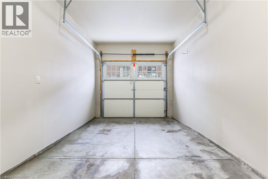 68 Esplanade Lane, Grimsby, Ontario  L3M 0H2 - Photo 32 - 40799152