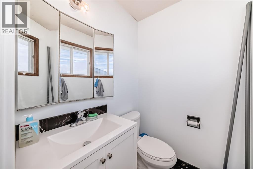 19 Malvern Place Ne, Calgary, Alberta  T2A 5S8 - Photo 15 - A2280033