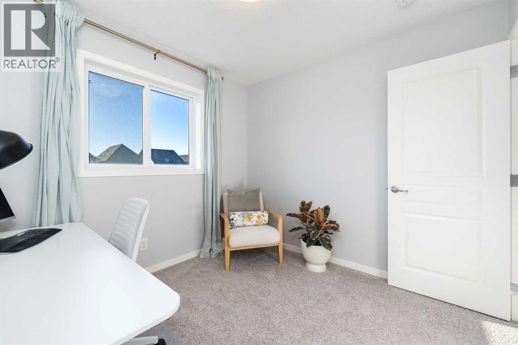 108 Masters Heights Se, Calgary, Alberta  T3M 2M8 - Photo 25 - A2280264