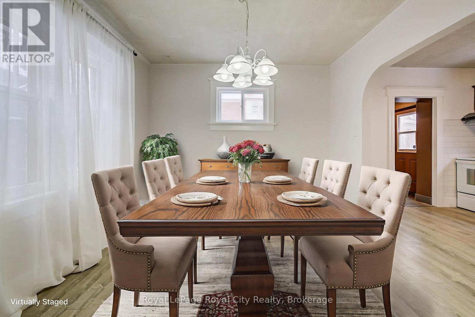 18 Shanley Street, Kitchener, Ontario  N2H 5N8 - Photo 11 - X12710112