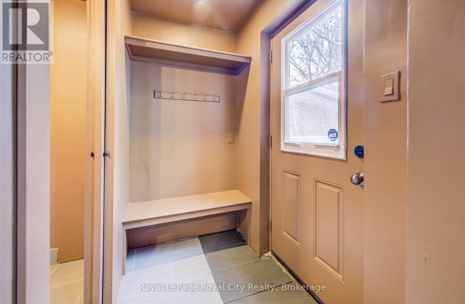 18 Shanley Street, Kitchener, Ontario  N2H 5N8 - Photo 17 - X12710112