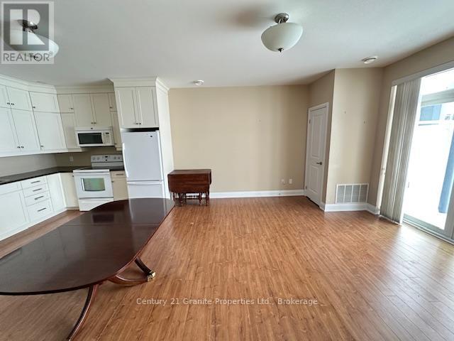 106 - 20c Silver Birch Court, Parry Sound, Ontario P2A 0A7 - Photo 11 - X12710232