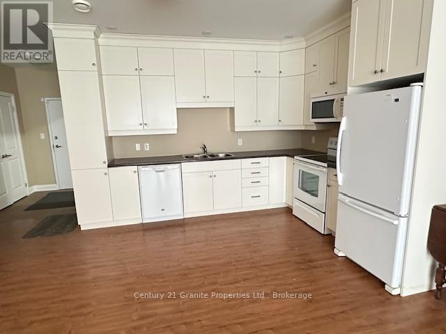 106 - 20c Silver Birch Court, Parry Sound, Ontario P2A 0A7 - Photo 29 - X12710232