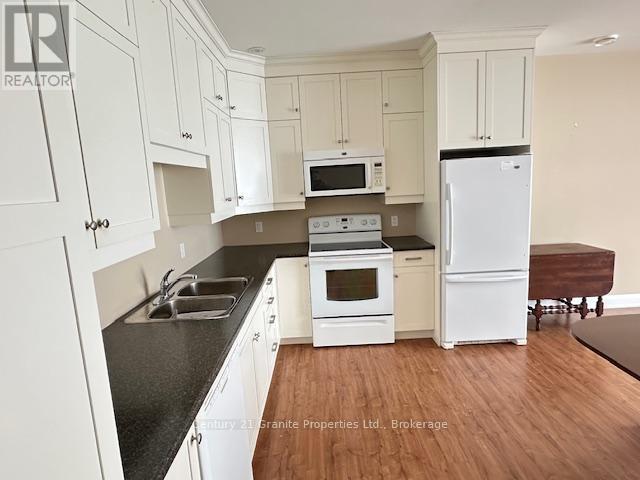 106 - 20c Silver Birch Court, Parry Sound, Ontario P2A 0A7 - Photo 7 - X12710232