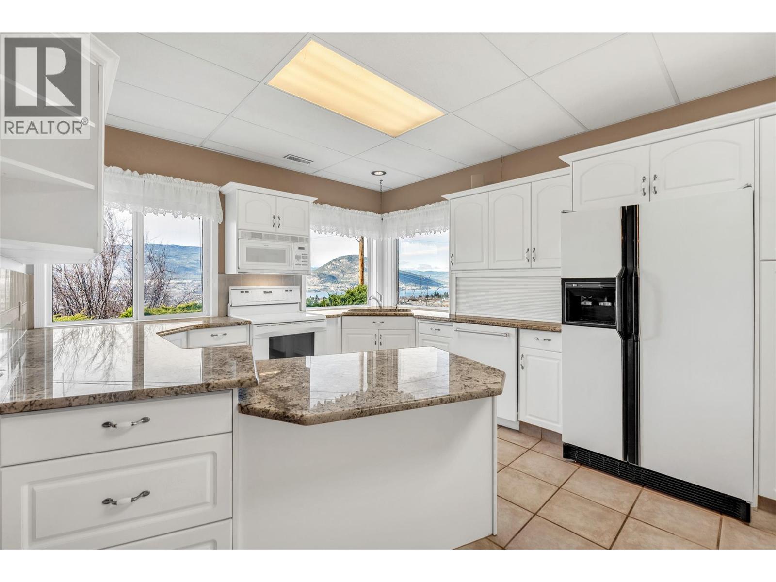 760 Hudson Street, Penticton, British Columbia  V2A 8S9 - Photo 11 - 10371533