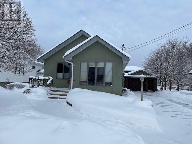 30 Melvin Ave, Thunder Bay, Ontario  P7A 7C2 - Photo 1 - TB2600093