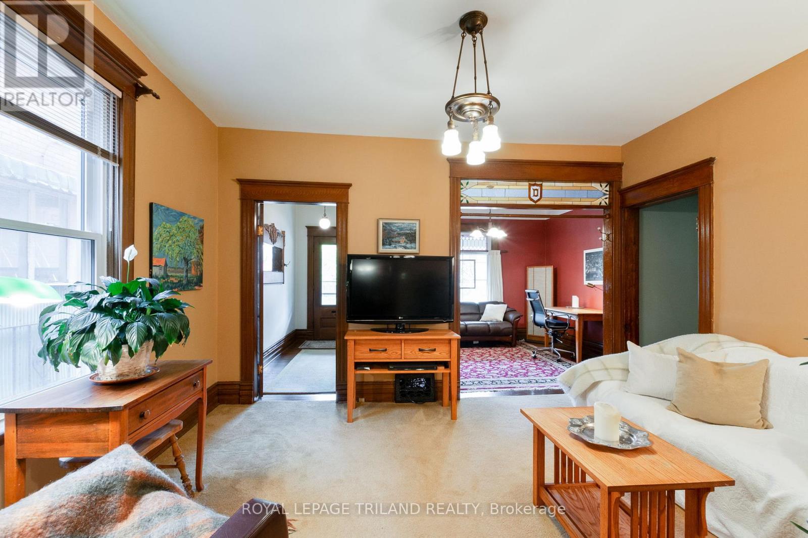 74 Byron Avenue E, London South, Ontario  N6C 1C7 - Photo 7 - X12710154