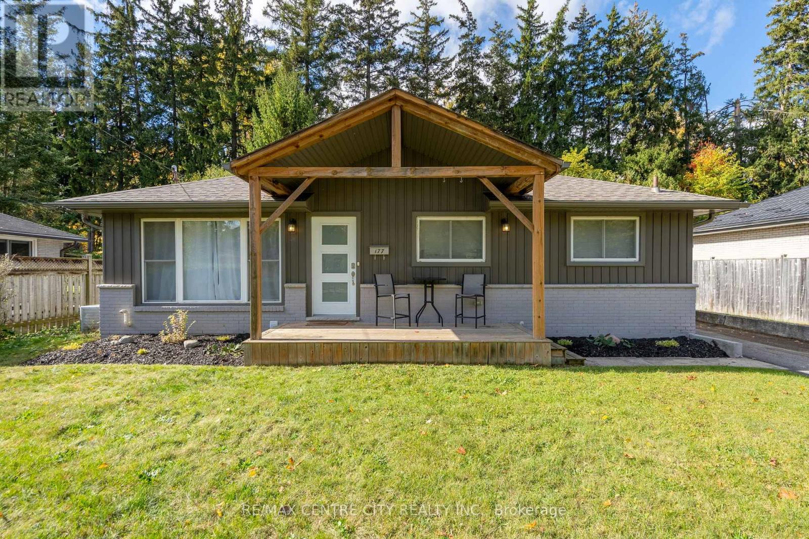 177 Trowbridge Avenue, London South, Ontario  N6J 3M2 - Photo 2 - X12710158