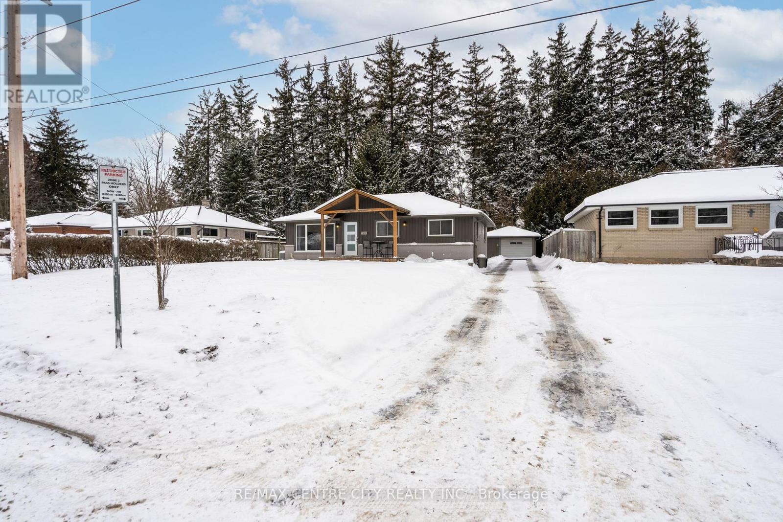 177 Trowbridge Avenue, London South, Ontario  N6J 3M2 - Photo 4 - X12710158