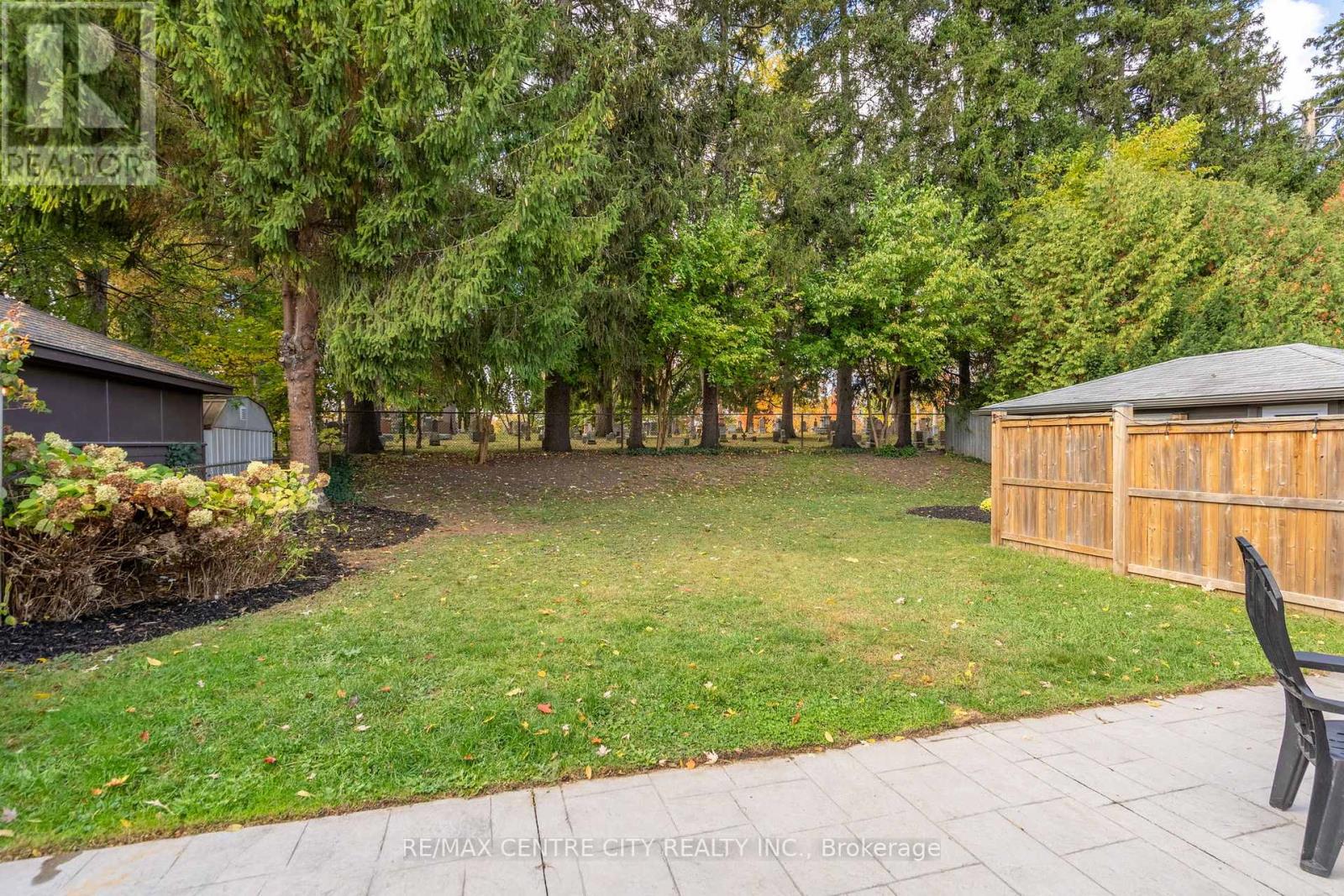 177 Trowbridge Avenue, London South, Ontario  N6J 3M2 - Photo 5 - X12710158