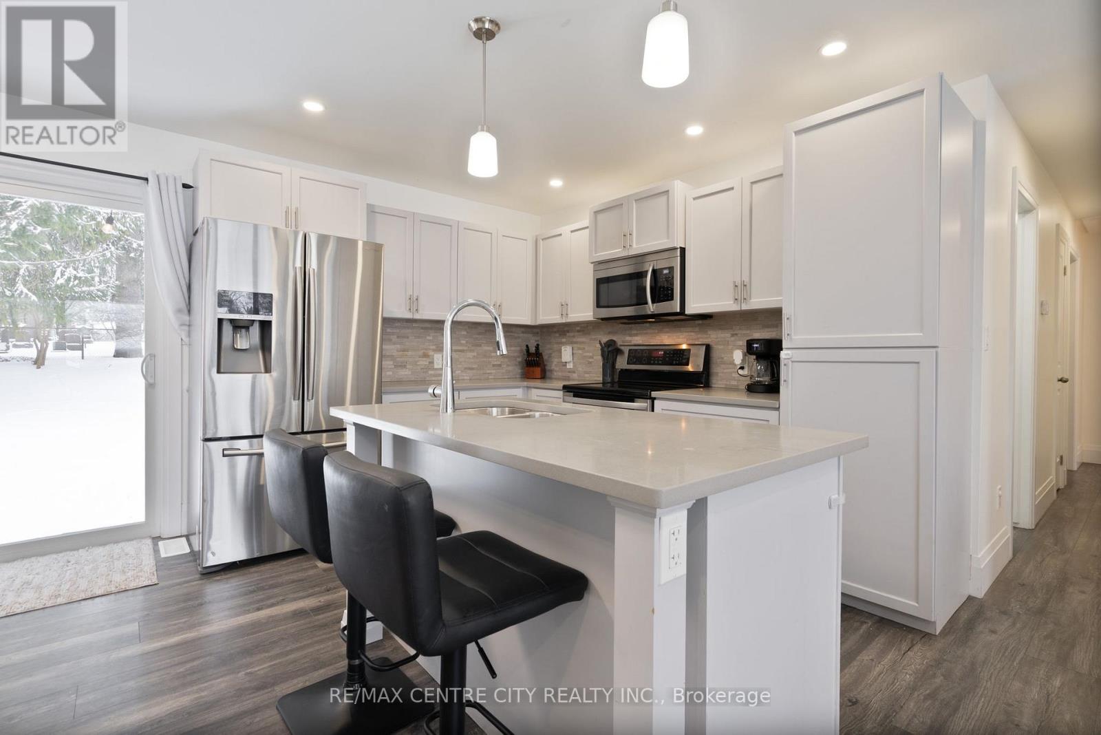 177 Trowbridge Avenue, London South, Ontario  N6J 3M2 - Photo 8 - X12710158