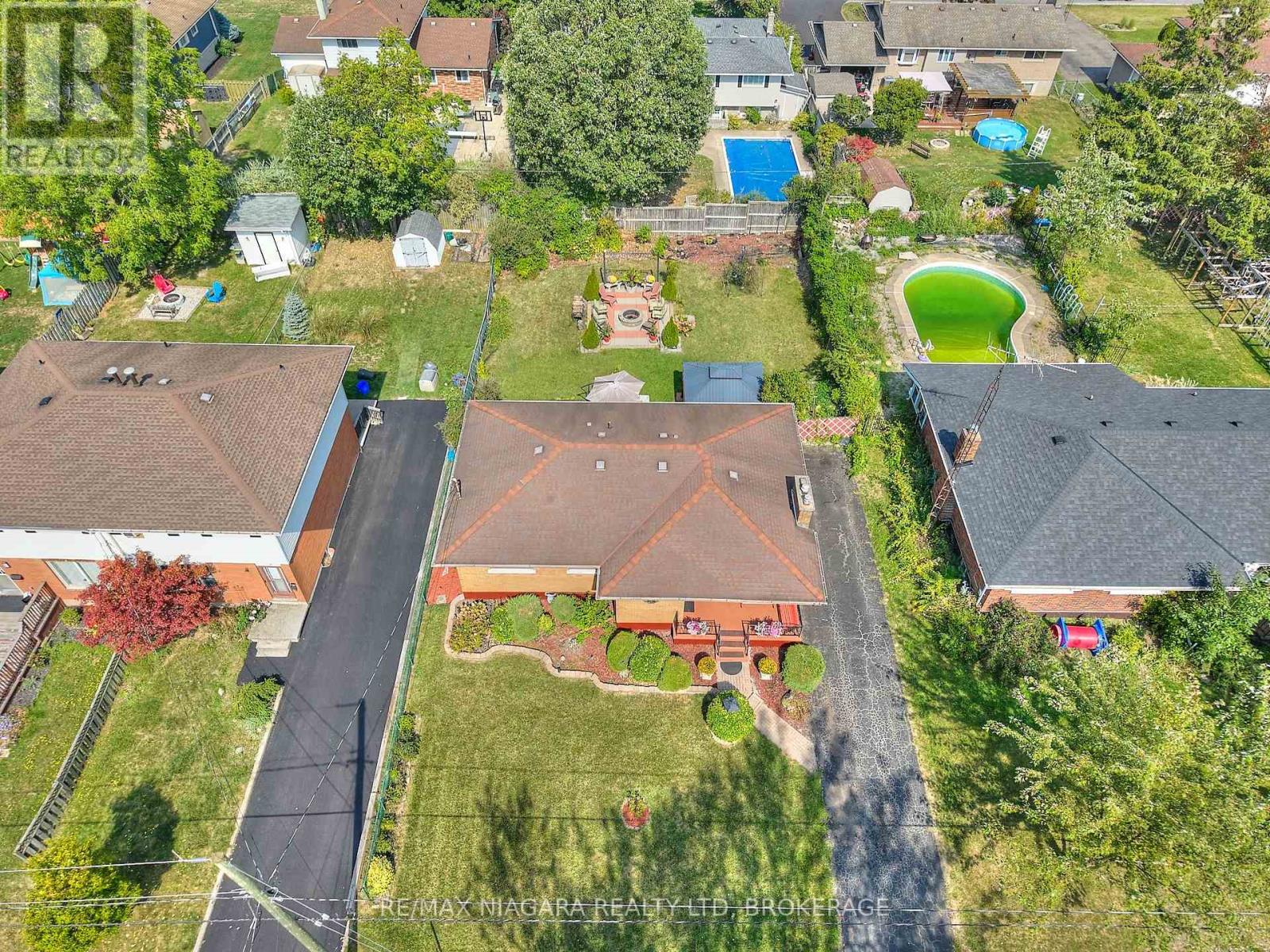 316 Bowen Road, Fort Erie, Ontario  L2A 2Y9 - Photo 2 - X12701292