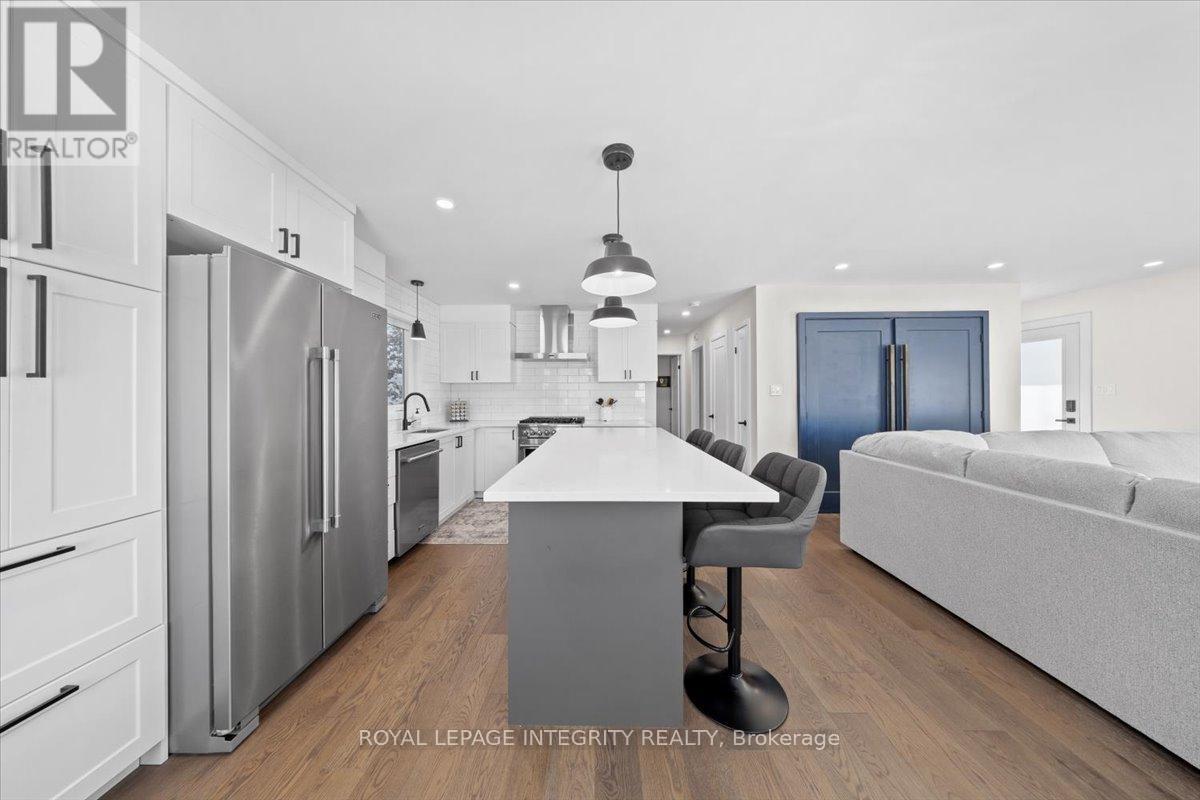 1735 Landry Road, Clarence-Rockland, Ontario  K0A 1N0 - Photo 5 - X12705238