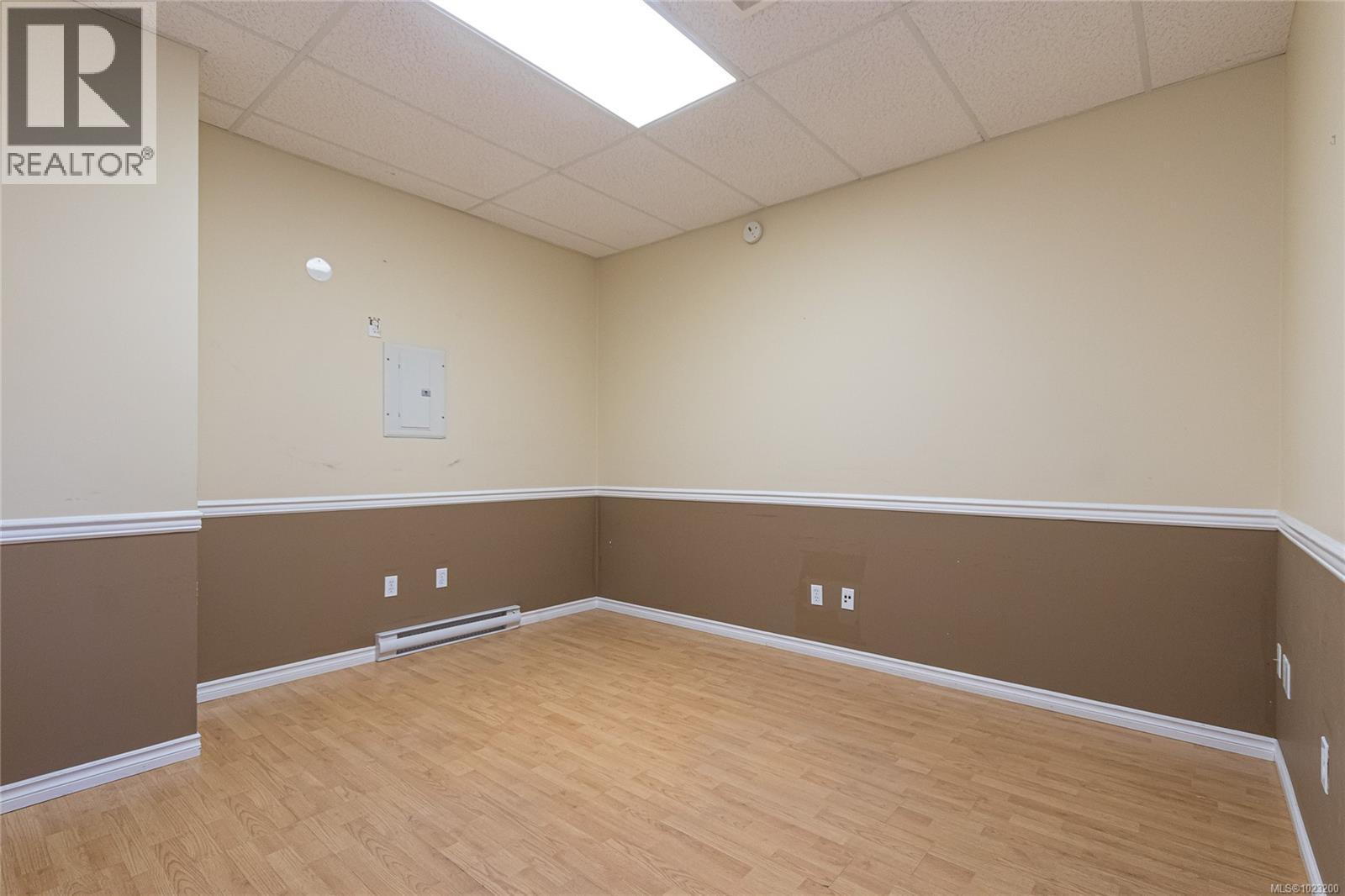 103 2849 Peatt Rd, Langford, British Columbia  V9B 3V5 - Photo 11 - 1023200