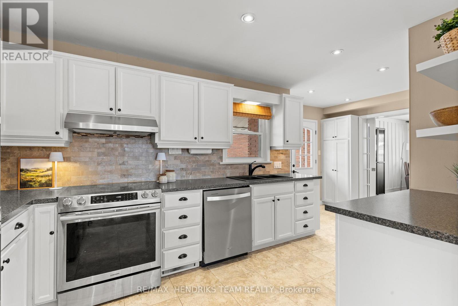 9 Rosemount Avenue, St. Catharines, Ontario  L2M 1Z4 - Photo 15 - X12710124