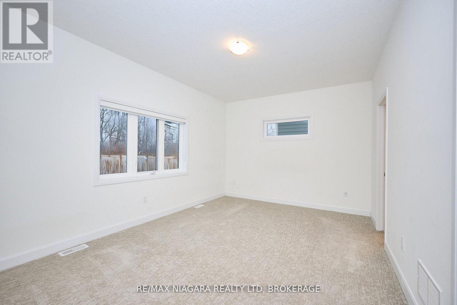 3 Beachwalk Crescent, Fort Erie (Crystal Beach), Ontario  L0S 1B0 - Photo 18 - X12710128